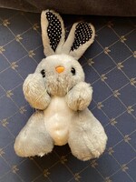 Nagyon szép,új plüss Nyuszi. Szürke és pöttyös fülekkel és tappancsokkal.22 cm magas.Húsvéti ajándék