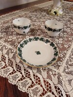 Szőlőleveles herendi porcelán kávéscsésze aljjal eladó.