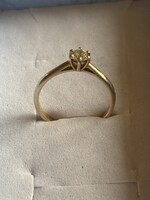 Új, sárga arany szoliter gyűrű 0,36 ct briliánssal