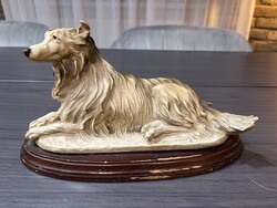 Capodimonte Giuseppe Armani kutya fa alapon