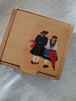 Tölgyfa alapú , cigaretta tartó / bajor jelleggel