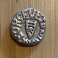 India hercegi állami ezüst rúpia V. György nevében -1915. 10,67gr, 17-19mm átmérő, vastagsága 5mm!