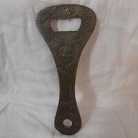 Nagyméretű réz sörmyitó.24 x 10 cm.