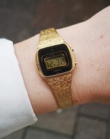 Casio Casiotron digitális női retró karóra az 1970-es évekből! Tiktakwatch garanciával!
