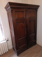 Ónémet garnitúra - szekrény, éjjeliszekrény, fesülködőasztal, tükör, konyhaasztal, székek