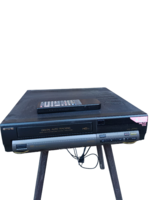 Aiwa Dk925 Videomagnó Tàvirànyítójàval - Rendben működik