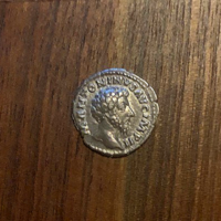 Marcus Aurelius ezüst denár, AD 162-163, Roma -3,15gr, 18-19mm átmérő.