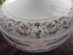 Antik  polgári darab fedeles  kínáló (leveses)  hófehér porcelán , madár figurákkal