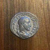 Maximinus I. Thrax ezüst denár, AD 235-238, -3,4gr, 19-21mm átmérő. Nagyon szép!