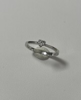 Brill köves fehérarany gyűrű