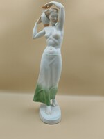 Herendi Vízhordó Nő