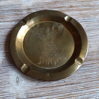Érdekes régi réz szarvasos hamuzó (12,3 cm)