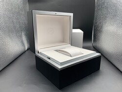 IWC Schaffhausen eredeti óra díszdoboz,certifikációval