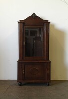 1V118 Vintage Glass-Front Cabinet, 203 cm