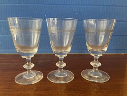 Régi különösen szép borospohár-pótlásnak