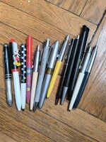 13 darab golyóstoll