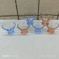 Színes üveg tölcséres italos pohár eladó! Art Deco színes italos készlet eladó!