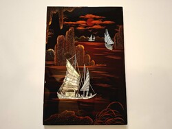 Minőségi gyöngyházberakásos vietnámi lakk kép 29x19,5 cm, kiváló állapotban.