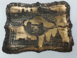 Antik" Souvenir of London " feliratú sárgaréz tálca vagy asztalközép, dísz  az 1930- as évekből