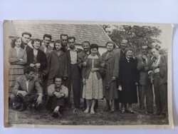 Régi fotó csoportkép 1956-ból Battonya felirattal