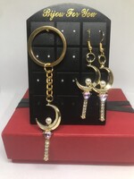 Sailor Moon szett (fülbevaló és kulcstartó)