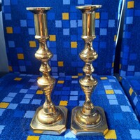 Csodás régi réz gyertyatartó pár (25,5 cm)