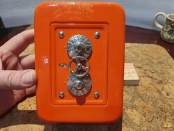 Retro számkombinációs persely páncélszekrény szocreál lemezárú a2