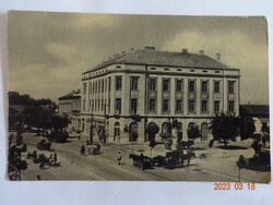 Régi postatiszta képeslap: Nagykőrös, térrészlet, 50-es évek