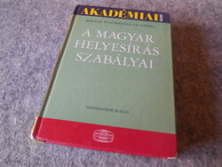 A magyar helyesírás Szabályai   2015.