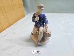 T2184 GDR fafaragó férfi