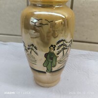 Gyönyörű, leheletvékony, könnyű porcelán váza  eladó! 16 cm