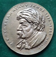 Borsos Miklós: Arany János érem, plakett, kisplasztika, sorszámozott, 117 mm