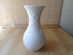 KPM fehér porcelán váza 18,5 cm