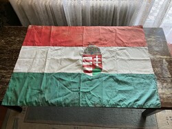 Régi magyar címeres zászló 130cm x 92cm