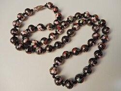 Régi kínai cloisonné gyöngysor ezüstözött kapoccsal