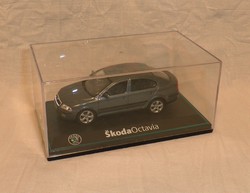 SKODA OCTAVIA modellautó