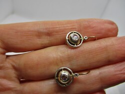 Gyönyörű régi Báv pecsétes szaturnusz gyűrűs 14kt aranyfülbevaló 0,28ct gyémánttal