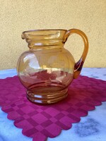 Metszett borostyán színű gömb üvegkancsó 18 cm.
