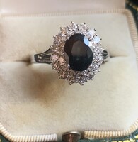 Margaréta Gyűrű 2 ct Zafírral és 0.90 ct Gyémántokkal.Tanúsítvánnyal.