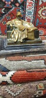 Anonymus bronz szobor fa talapzattal. Nagyon szép kidolgozással. Jelzés nélkül. 20x15 cm
