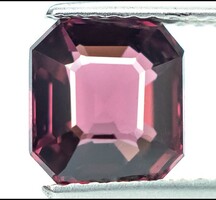 1db 2,23 carat mély lilás narancssárga rózsaszín Spinel