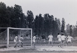 18 db Régi fotónegatív kocka Focimeccs anno az  1970-es években
