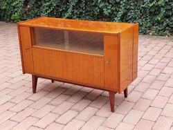 Retro TV állvány bárszekrénnyel, megkímélt állapotban