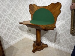 Biedermeier konzol-játékasztal
