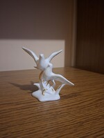 Porcelán madárpár, galambpár. 12,5 cm. Hibátlan.