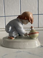 Bugócsigàzó gyermek.