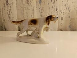 AKCIÓS! GDR keletnémet porcelán vadászkutya – elegáns, klasszikus darab gyűjtőknek!
