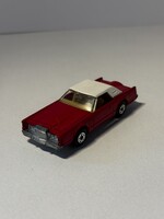 Matchbox -  Lincoln Continenetal #28