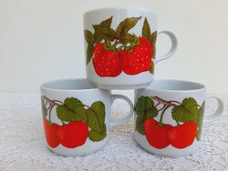 Alfoldi porcelan gyumolcsos bogrek