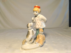 Pollone porcelán kislány kutyával